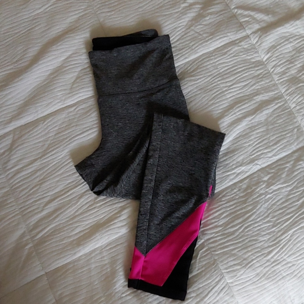 Yoga pants by Vogo Athletica